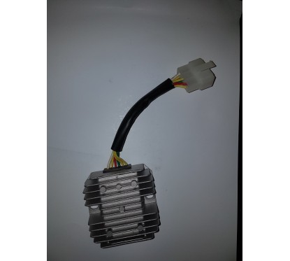 Regulateur de tension pour scooter 125cc YIYING
