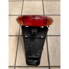 Bavette arrière avec feu arrière 125cc