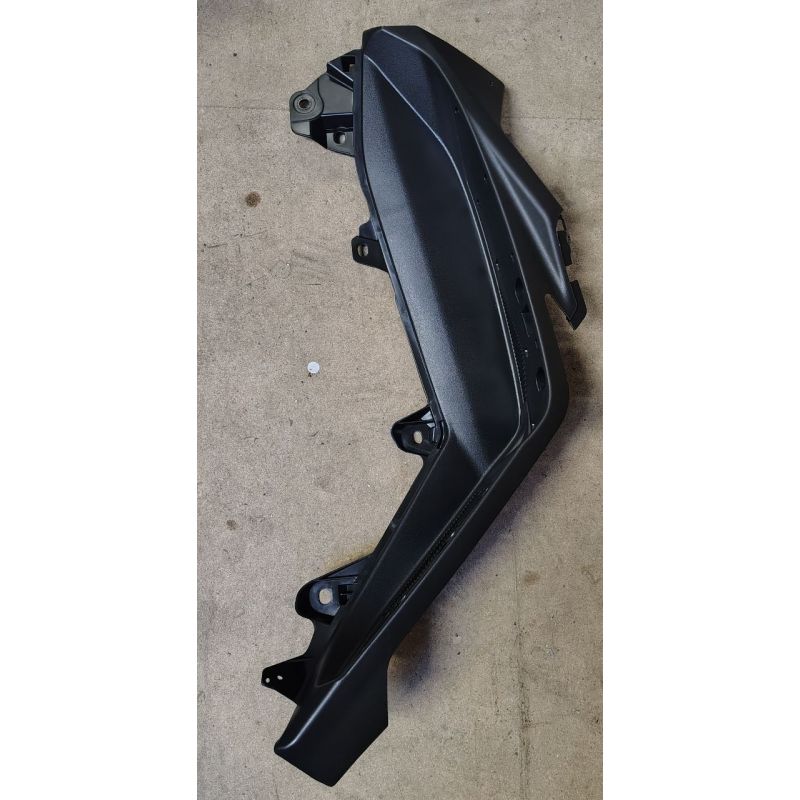 Bas de caisse inférieur gauche pour scooter JORDON MAX-T 50CC 