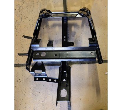 Support métallique face avant supérieure pour scooter JORDON MAXT IV 50 ou 125CC